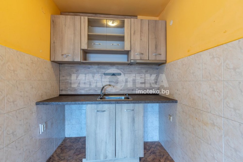 Продава 2-СТАЕН, гр. Варна, Колхозен пазар, снимка 6 - Апартаменти - 53074844
