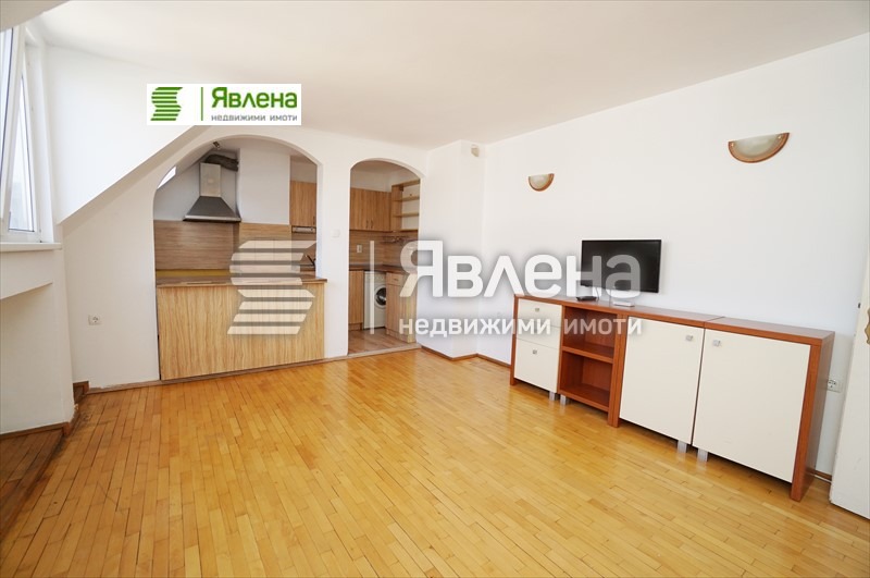 For Sale  2 bedroom Sofia , Oborishte , 77 sq.m | 84112834