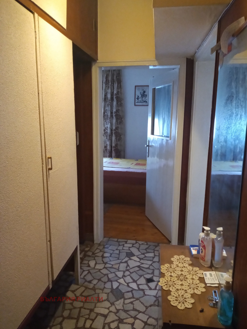 Na prodej  2 ložnice Sofia , Centar , 74 m2 | 84004055 - obraz [7]