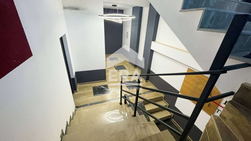 À venda  2 quartos Kardjali , Centar , 110 m² | 66086427 - imagem [3]