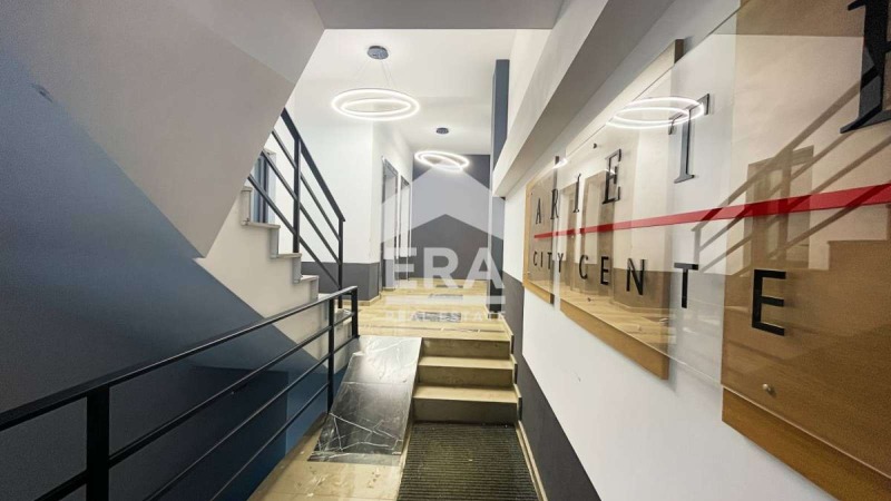 À venda  2 quartos Kardjali , Centar , 110 m² | 66086427