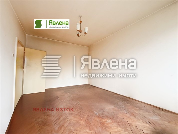 Продава 3-СТАЕН, гр. София, Гоце Делчев, снимка 2 - Апартаменти - 52807383