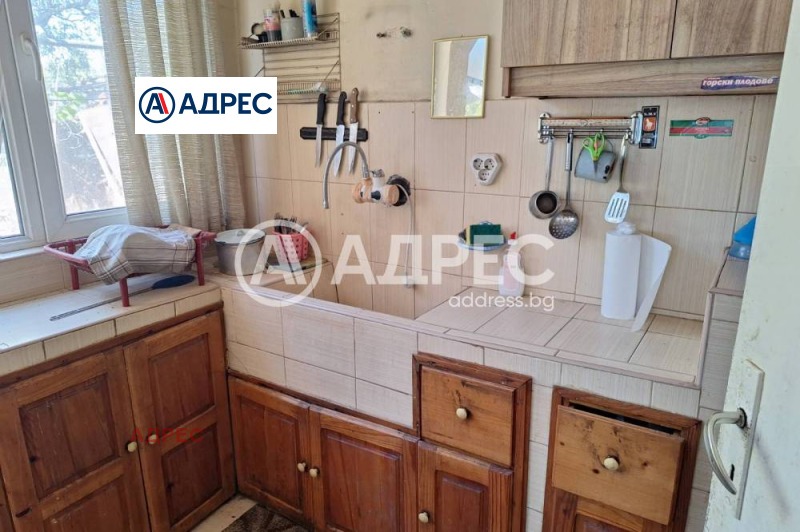 Продава ЕТАЖ ОТ КЪЩА, гр. Белослав, област Варна, снимка 7 - Етаж от къща - 53267186