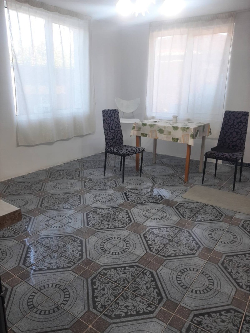 In vendita  Casa regione Plovdiv , Skutare , 160 mq | 74662891 - Immagine [8]