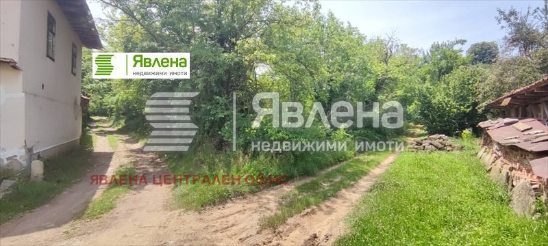 Продава ПАРЦЕЛ, с. Орешак, област Ловеч, снимка 1 - Парцели - 48215152