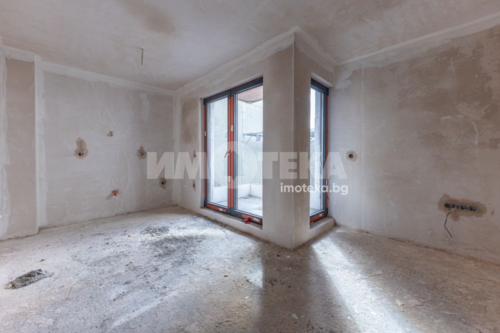 Продава 2-СТАЕН, гр. Варна, Център, снимка 2 - Апартаменти - 55359978