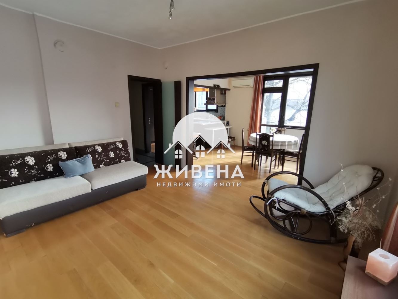 Продава 4-СТАЕН, гр. Варна, Централна поща
