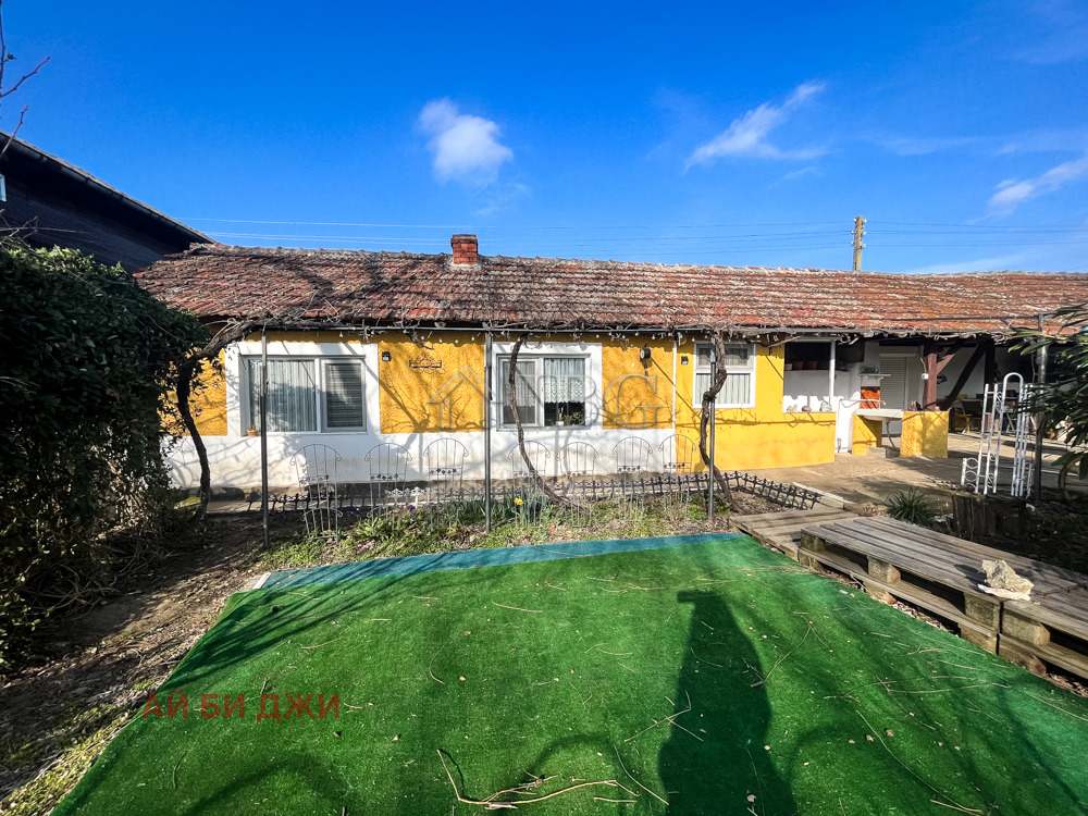 Продава КЪЩА, гр. Кубрат, област Разград, снимка 4 - Къщи - 56528699