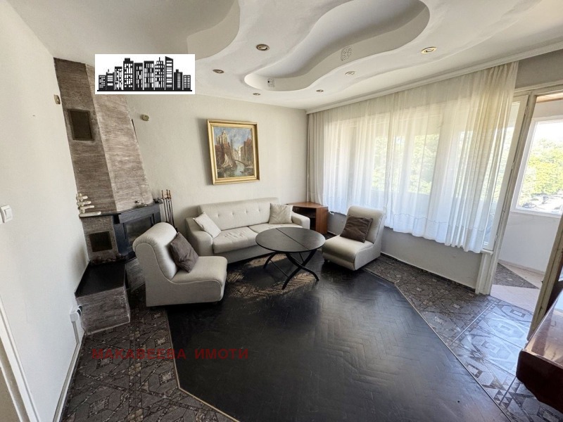 Продава  2-стаен град Пловдив , Гагарин , 64 кв.м | 38319600