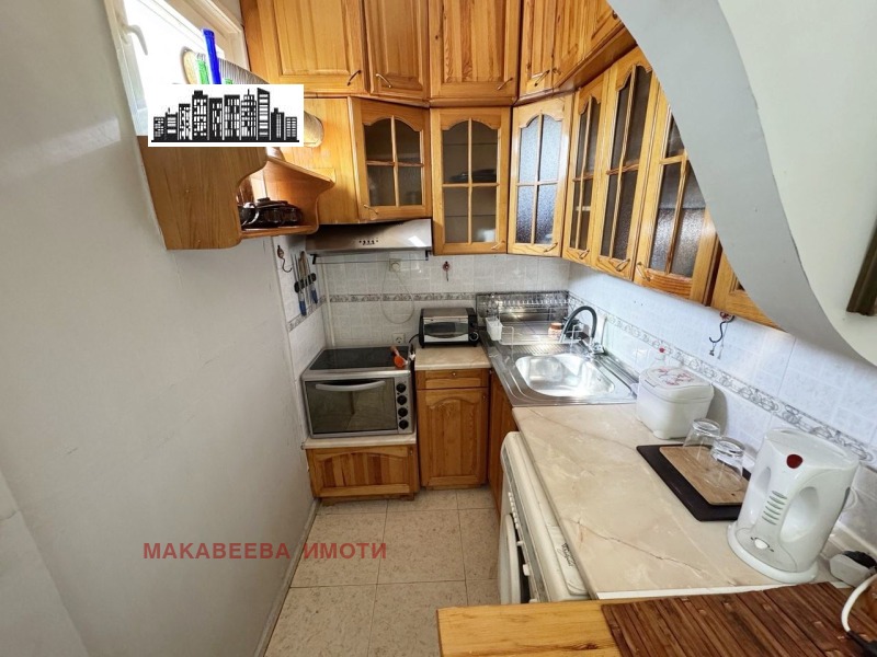 Продава  2-стаен град Пловдив , Гагарин , 64 кв.м | 38319600 - изображение [12]
