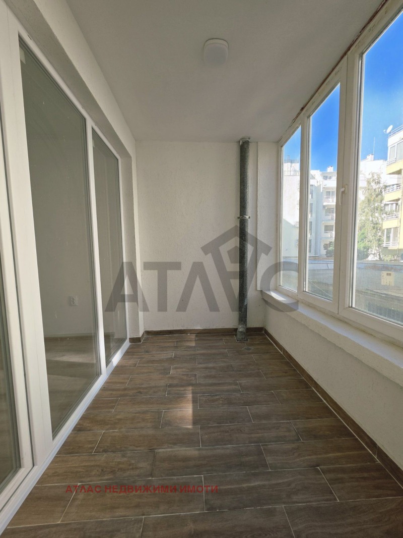 Продава  3-стаен град Пловдив , Младежки Хълм , 86 кв.м | 13543904 - изображение [12]