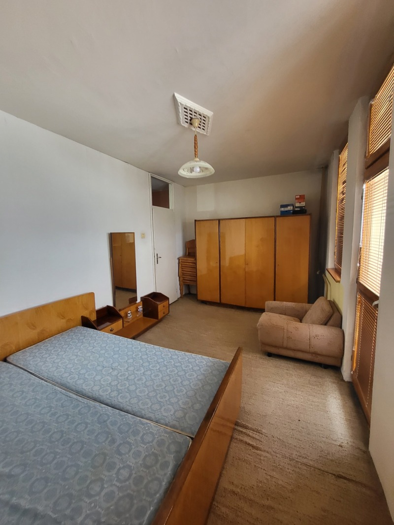 Продава 3-СТАЕН, гр. Плевен, Сторгозия, снимка 5 - Апартаменти - 53322188