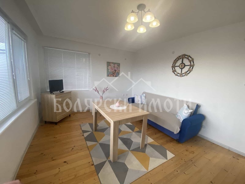 Продава 3-СТАЕН, гр. Велико Търново, Акация, снимка 3 - Апартаменти - 53538258