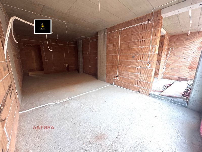 Продава 4-СТАЕН, гр. София, Малинова долина, снимка 2 - Апартаменти - 52532942