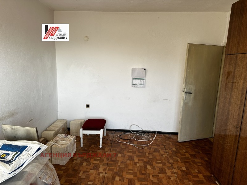 Na prodej  3+ ložnice Kardžali , Centar , 119 m2 | 60434274 - obraz [6]
