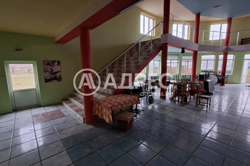 Till salu  Hotell region Plovdiv , Belozem , 2400 kvm | 69051987 - bild [2]