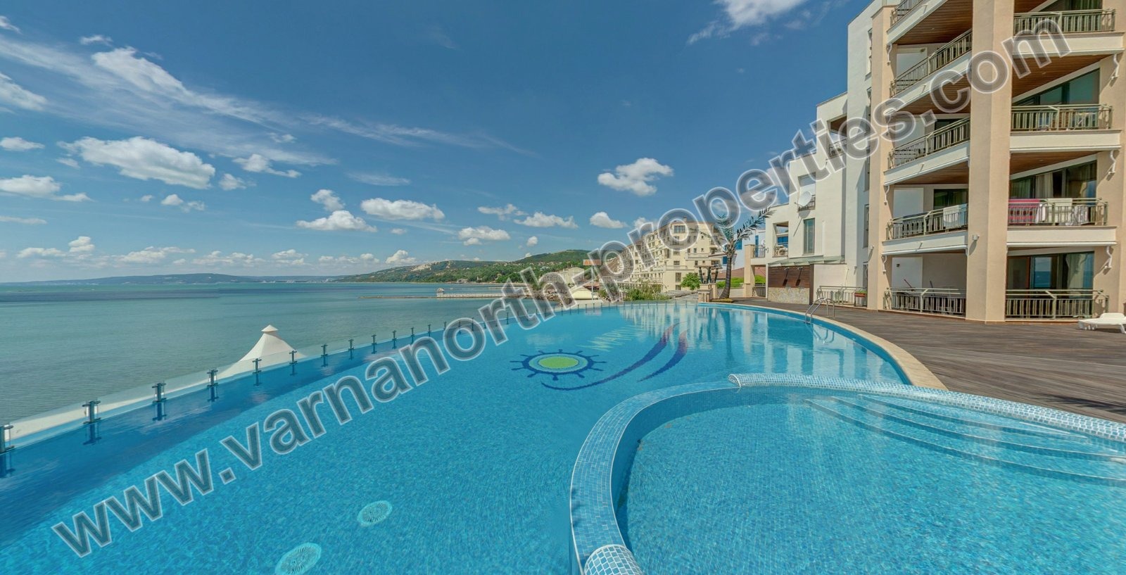 Продава 1-СТАЕН, гр. Балчик, област Добрич, снимка 2 - Апартаменти - 55393747