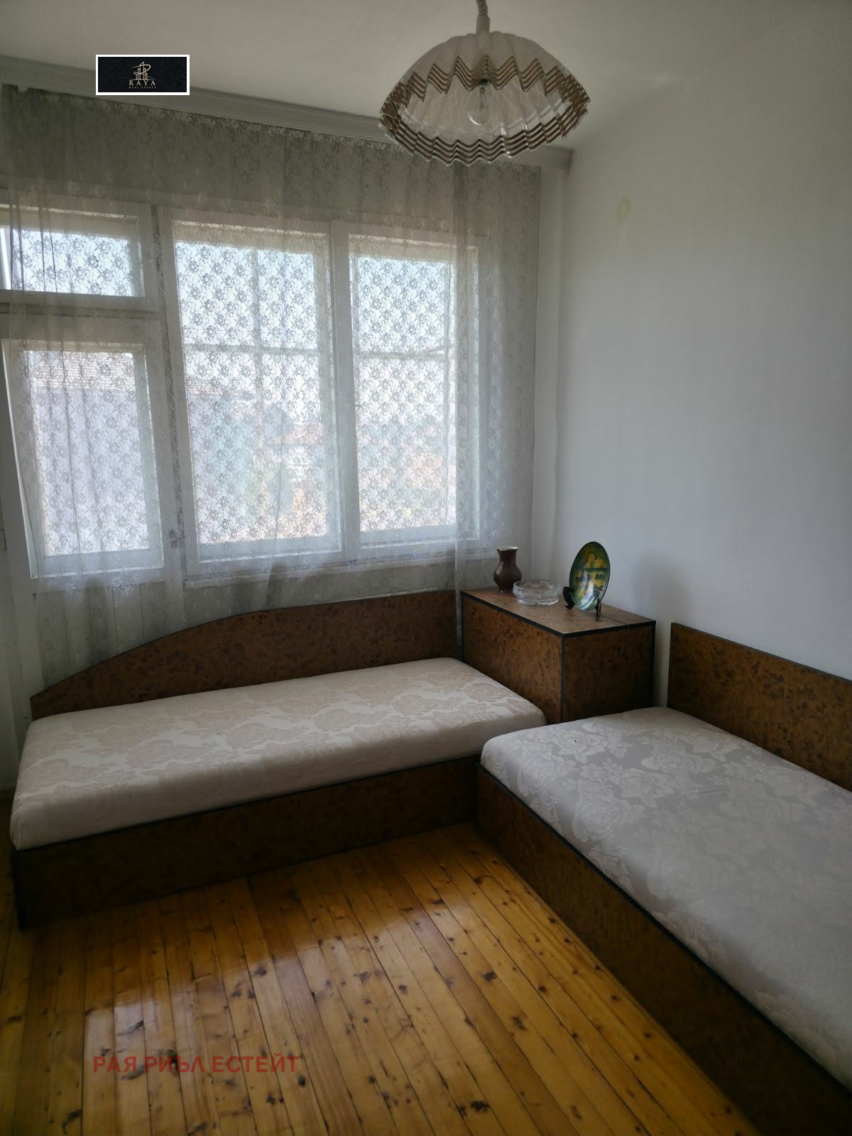 Продава ЕТАЖ ОТ КЪЩА, гр. Пловдив, Прослав