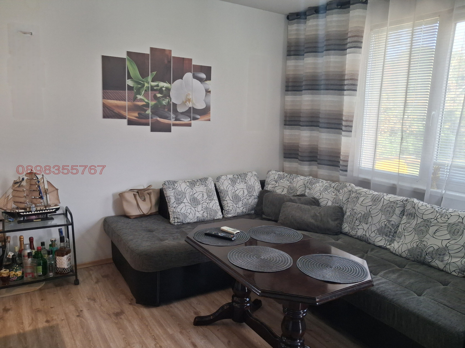 Продава ЕТАЖ ОТ КЪЩА, гр. Добрич, Център, снимка 5 - Етаж от къща - 56638626