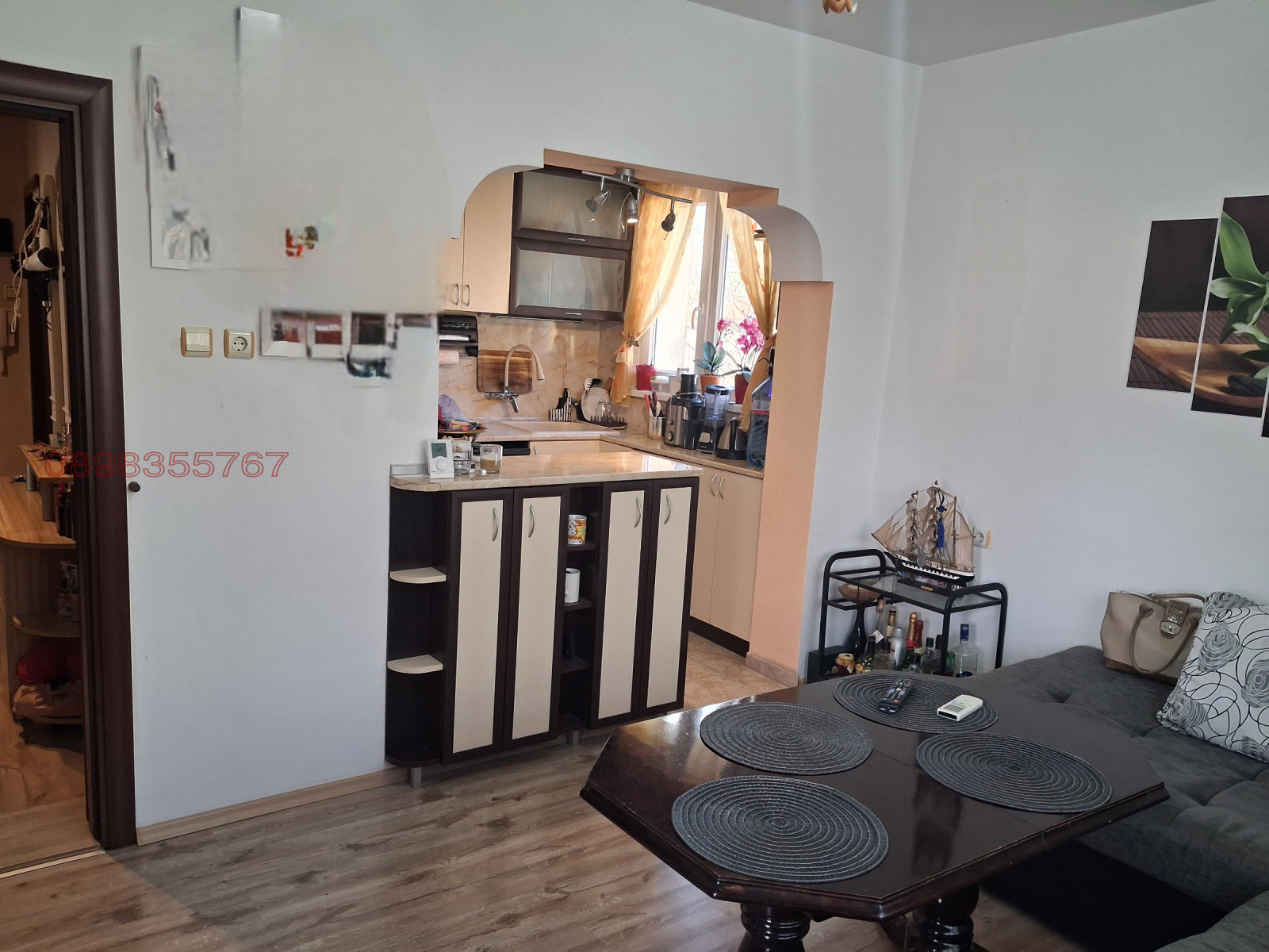 Продава ЕТАЖ ОТ КЪЩА, гр. Добрич, Център, снимка 6 - Етаж от къща - 56638626