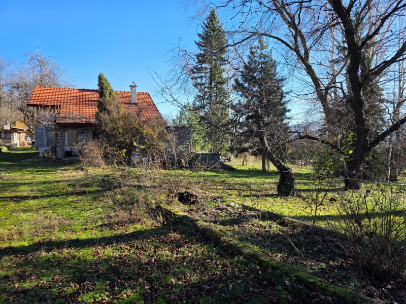 Продава КЪЩА в област София, гр. Златица - 120 кв.м / 110 000 € » 215 141.30 лв., ВИРА