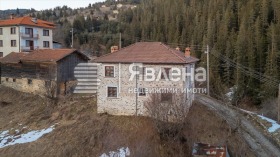 Продава къща област Смолян с. Кутела - [1] 