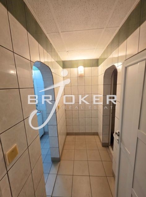 Продава ЗАВЕДЕНИЕ, гр. Кърджали, Възрожденци, снимка 8 - Заведения - 52660768