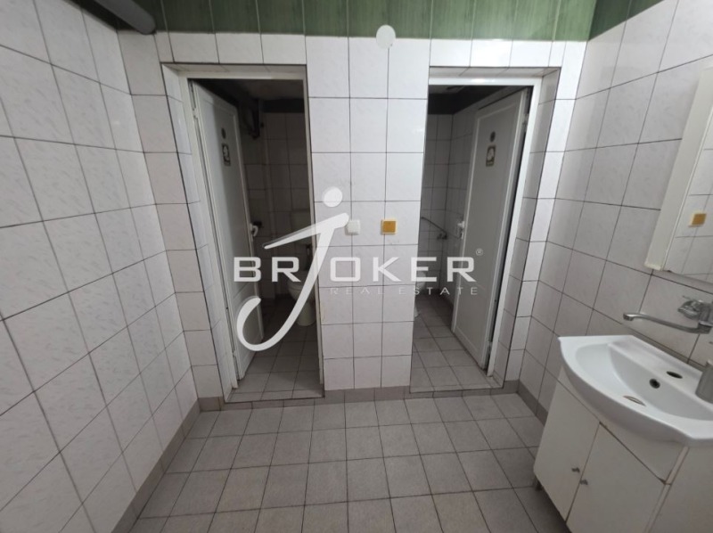 Продава ЗАВЕДЕНИЕ, гр. Кърджали, Възрожденци, снимка 10 - Заведения - 52660768