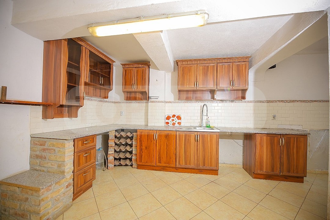 Продава КЪЩА, с. Ново Ботево, област Добрич, снимка 7 - Къщи - 55195937