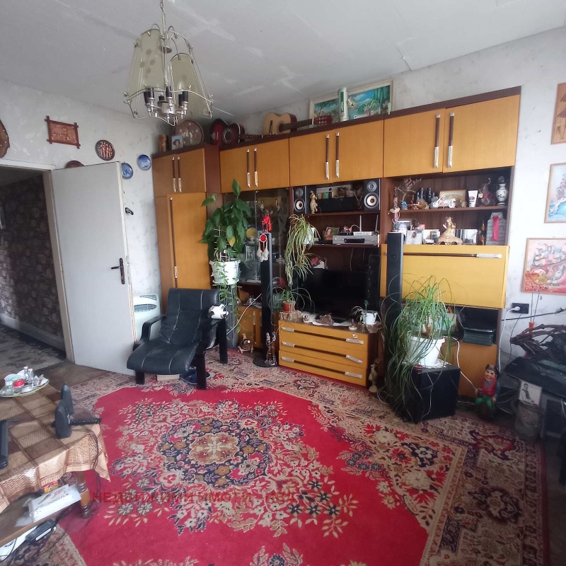 Zu verkaufen  2 Schlafzimmer region Weliko Tarnowo , Gorna Orjahowiza , 90 qm | 94755111