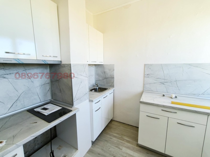 Продава 3-СТАЕН, гр. Шумен, Тракия, снимка 2 - Апартаменти - 52784132