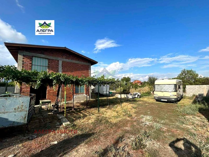 Продава  Къща, област Пазарджик, с. Виноградец • 65 000 € • ID 57163807 — holmes.bg - [1] 