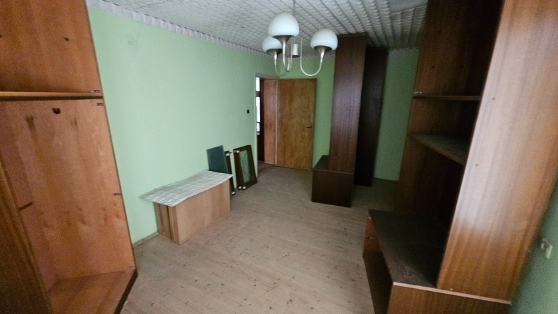 Продава КЪЩА, с. Пороище, област Разград, снимка 11 - Къщи - 53435756