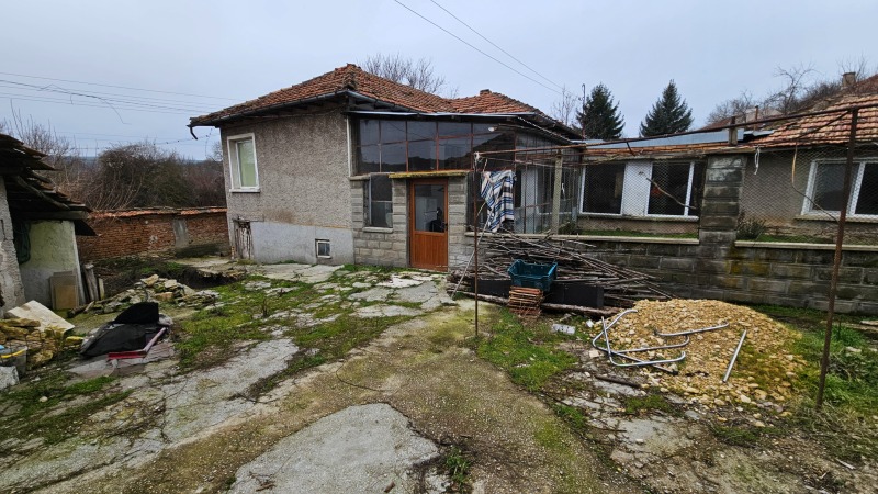 Продава КЪЩА, с. Пороище, област Разград