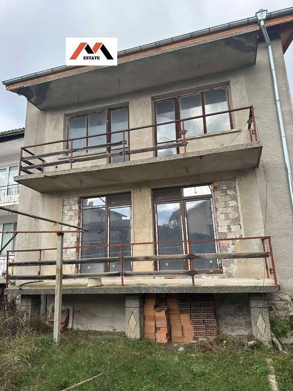 Продава КЪЩА, с. Ягода, област Стара Загора