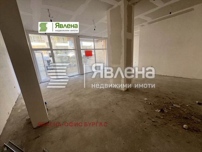 En venta  Comercio Burgas , Meden rudnik - zona A , 68 metros cuadrados | 21918144 - imagen [2]