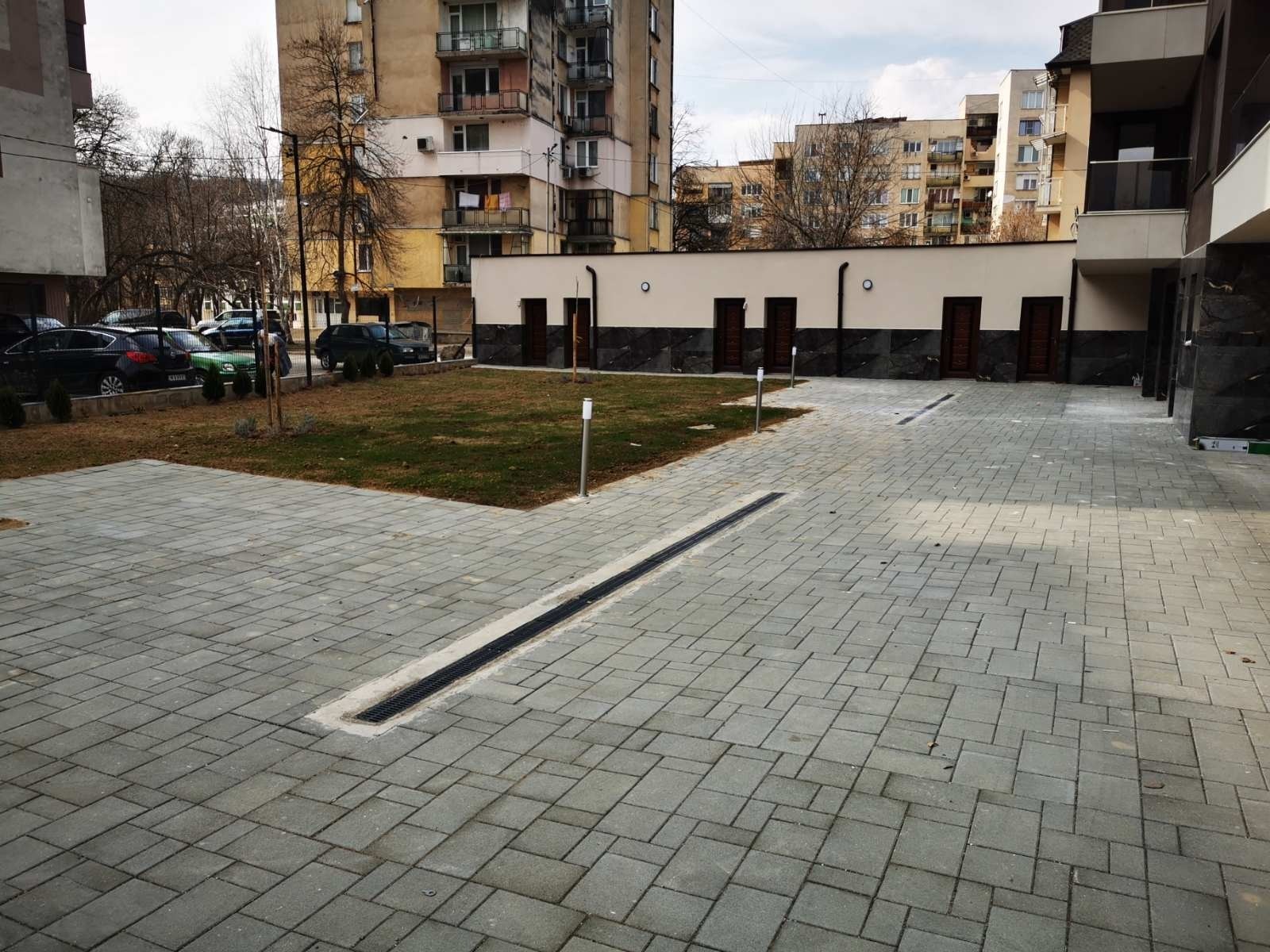 Продава ГАРАЖ, ПАРКОМЯСТО, гр. Монтана, Идеален център, снимка 2 - Гаражи и паркоместа - 55770641