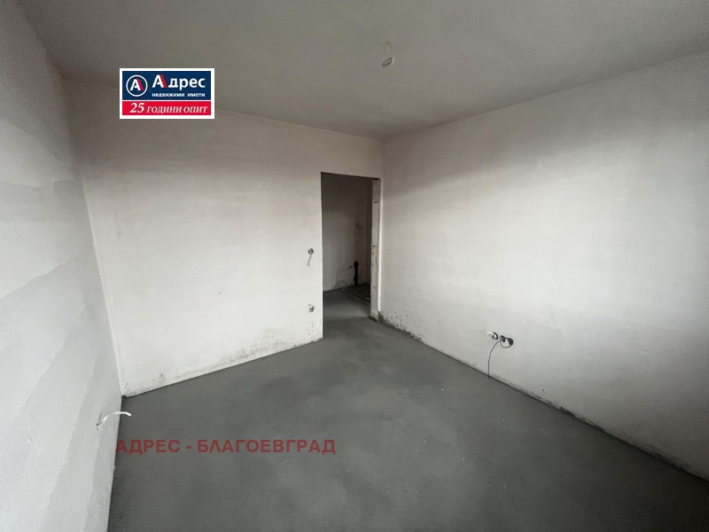 Продава 3-СТАЕН в град Благоевград, Освобождение - 96 кв.м / 86 400 € » 168 983.71 лв., АДРЕС - БЛАГОЕВГРАД