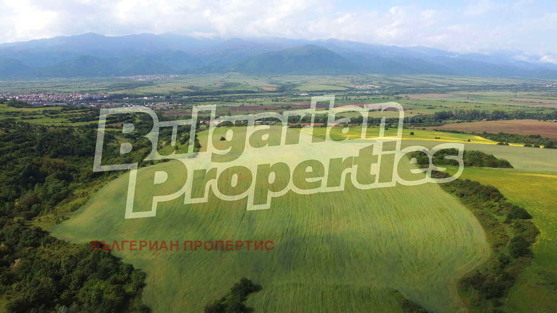 Продава ПАРЦЕЛ в област София, с. Горна Василица - 7786 кв.м / 70 074 € » 137 052.83 лв., БЪЛГЕРИАН ПРОПЕРТИС