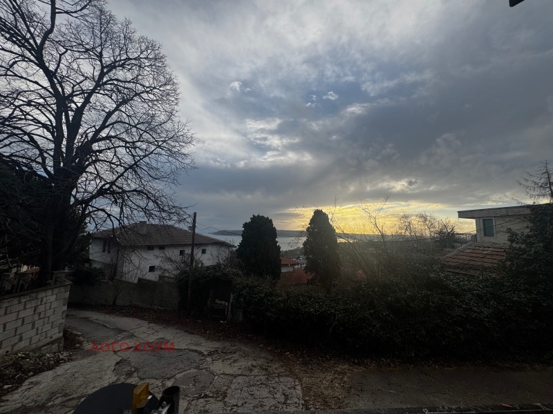 Продава ПАРЦЕЛ в град Варна, Бриз - 529 кв.м / 142 000 € » 277 727.86 лв., ЛОГО ХОУМ