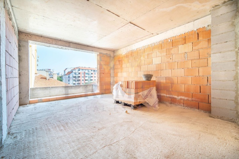 Продава 1-СТАЕН, гр. Варна, Цветен квартал, снимка 2 - Апартаменти - 52301077