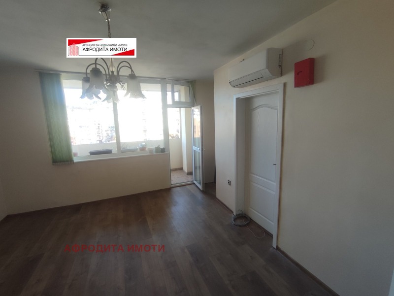 Продава  2-стаен град Стара Загора , Ремиза , 61 кв.м | 65858511 - изображение [2]