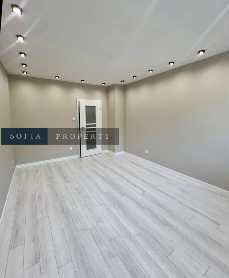 Продава  2-стаен град София , Красно село , 57 кв.м | 10527705