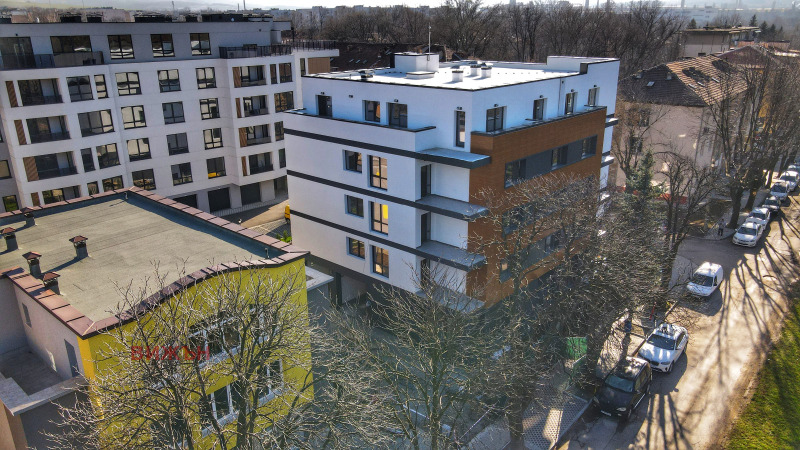 Продава 3-СТАЕН, гр. Перник, Изток, снимка 14 - Апартаменти - 52723160