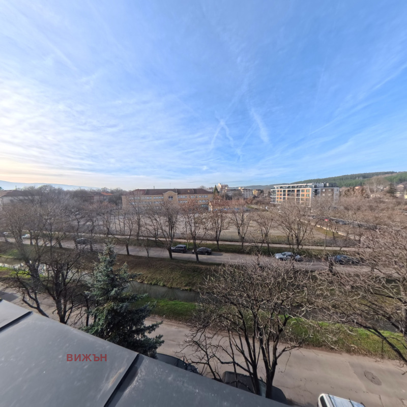 Продава 3-СТАЕН, гр. Перник, Изток, снимка 13 - Апартаменти - 52723160