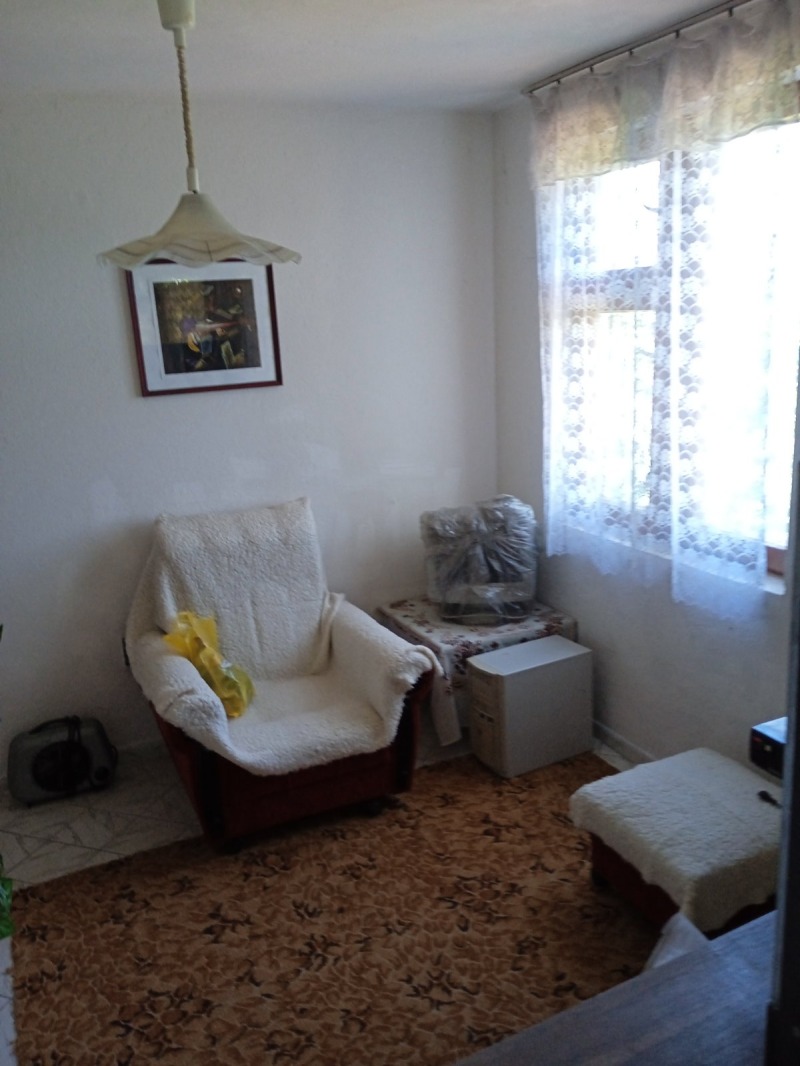 Продава ЕТАЖ ОТ КЪЩА, гр. Самоков, област София област, снимка 14 - Етаж от къща - 52786397