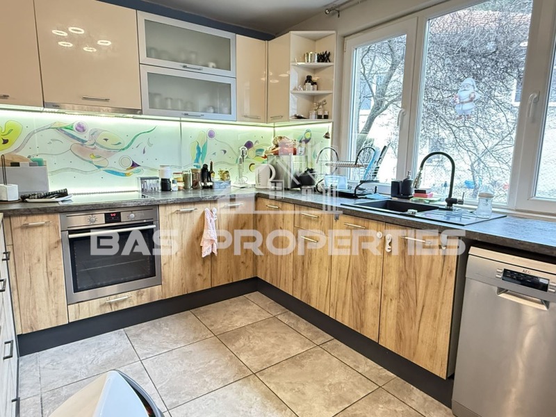 Продава КЪЩА, с. Драгичево, област Перник, снимка 3 - Къщи - 53316629