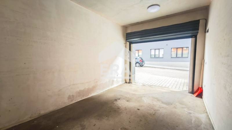 Till salu  Garage Targovistje , Centar , 26 kvm | 14934066 - bild [2]