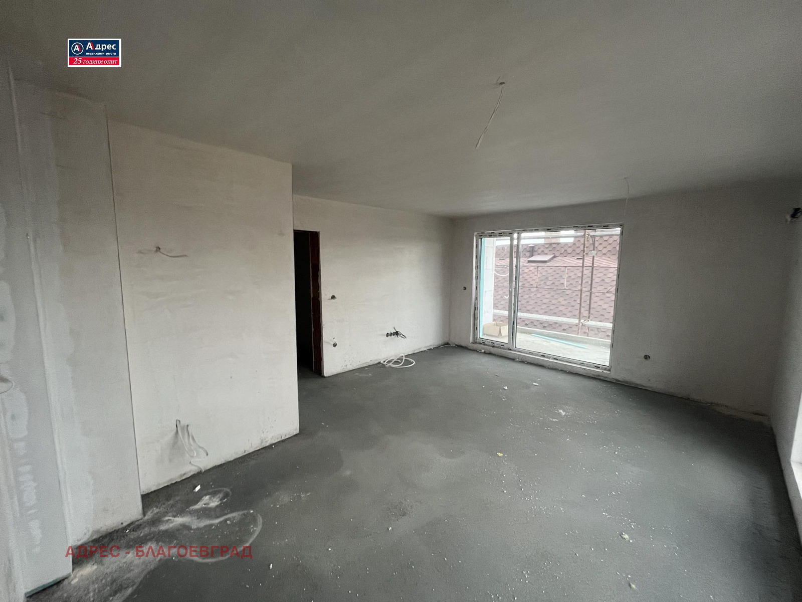 Продава 3-СТАЕН, гр. Благоевград, Освобождение, снимка 2 - Апартаменти - 53674469