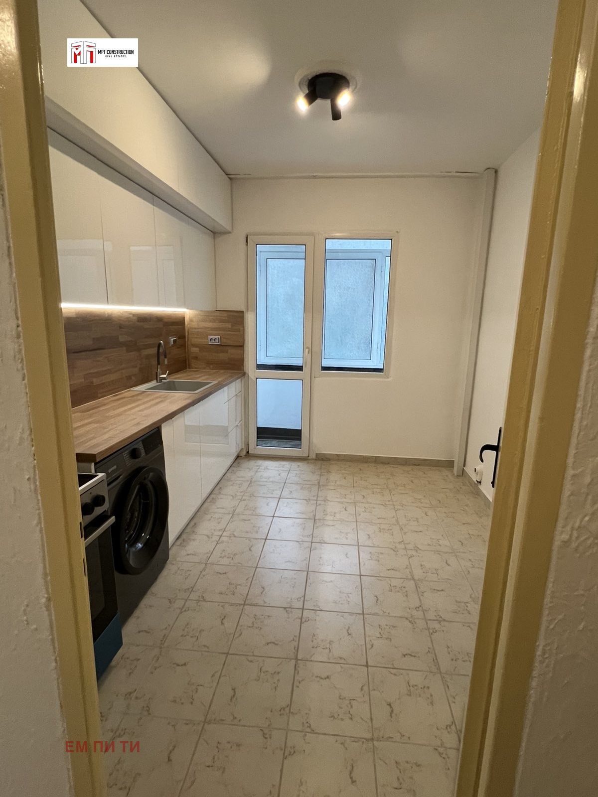 Продава 3-СТАЕН, гр. Пловдив, Кючук Париж, снимка 4 - Апартаменти - 53762582